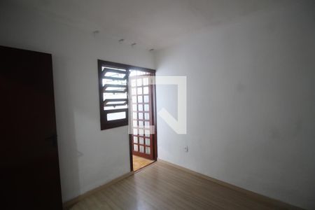 Quarto 2 de casa à venda com 6 quartos, 254m² em Bairro Fátima, Canoas