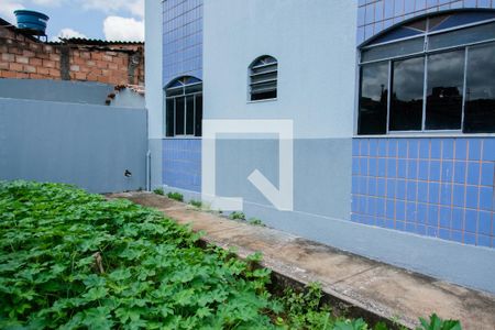 Apartamento à venda com 100m², 3 quartos e 1 vaga Apartamento à venda com 100m², 3 quartos e 1 vagaQuintal