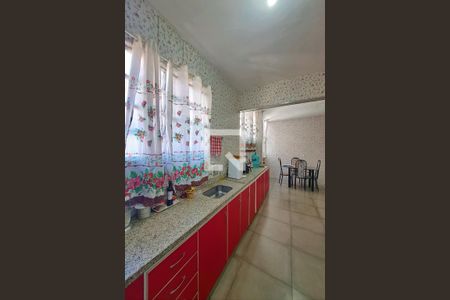 Apartamento para alugar com 220m², 3 quartos e sem vagaCozinha