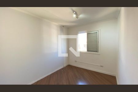 Quarto 1 de apartamento para alugar com 2 quartos, 62m² em Jardim Patente Novo, São Paulo
