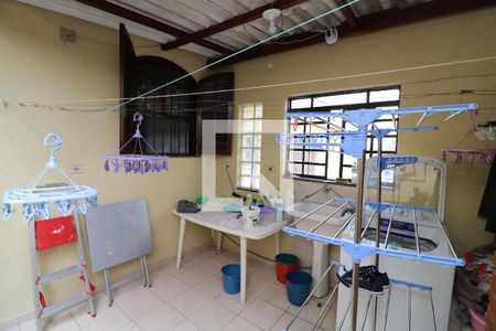 Casa à venda com 100m², 3 quartos e 1 vagaÁrea de Serviço