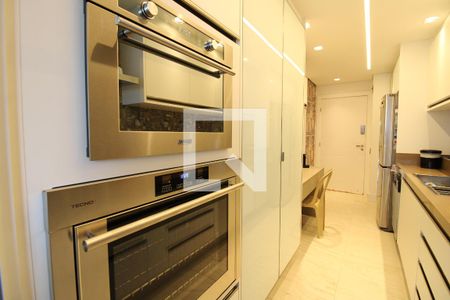 Apartamento à venda com 161m², 3 quartos e 3 vagasCozinha