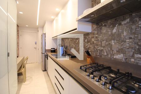 Apartamento à venda com 161m², 3 quartos e 3 vagasCozinha