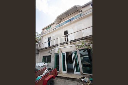 Casa à venda com 240m², 4 quartos e 8 vagasGaragem