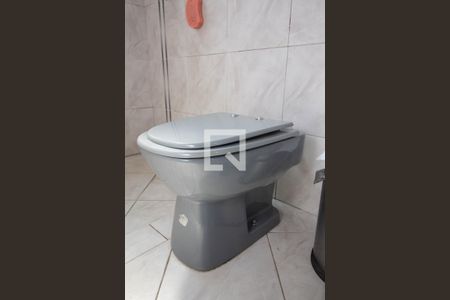 Casa à venda com 240m², 4 quartos e 8 vagasBanheiro da Suíte