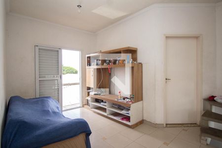 Sala de casa à venda com 4 quartos, 240m² em Vila Palmeiras, São Paulo