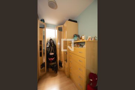 Casa à venda com 240m², 4 quartos e 8 vagasCloset