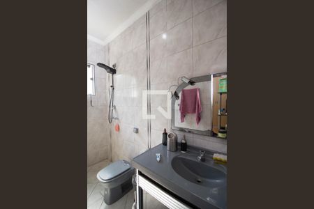 Casa à venda com 240m², 4 quartos e 8 vagasBanheiro da Suíte