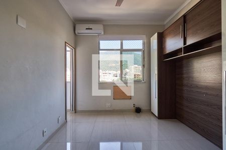 Quarto de apartamento à venda com 1 quarto, 47m² em Tijuca, Rio de Janeiro