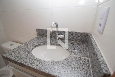 Apartamento para alugar com 44m², 2 quartos e 1 vaga Apartamento para alugar com 44m², 2 quartos e 1 vagaBanheiro