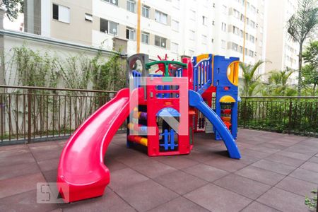 Apartamento para alugar com 44m², 2 quartos e 1 vaga Apartamento para alugar com 44m², 2 quartos e 1 vagaÁrea Comum - Playground