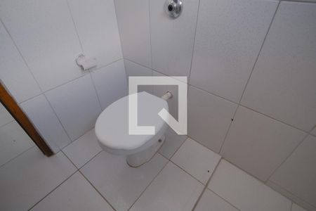 Casa para alugar com 78m², 3 quartos e 2 vagasBanheiro