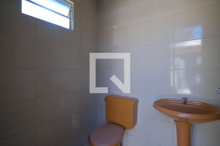 Casa para alugar com 78m², 3 quartos e 2 vagasBanheiro de Serviço