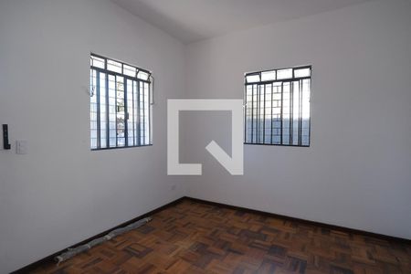 Casa para alugar com 78m², 3 quartos e 2 vagasSala
