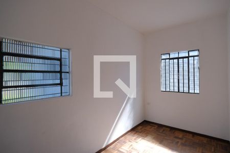 Casa para alugar com 78m², 3 quartos e 2 vagasQuarto 3