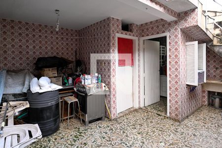 Casa à venda com 270m², 3 quartos e 8 vagasQuintal