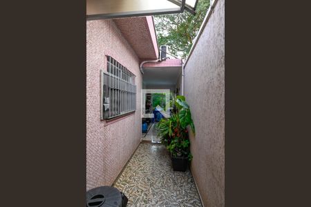 Casa à venda com 270m², 3 quartos e 8 vagasCorredor