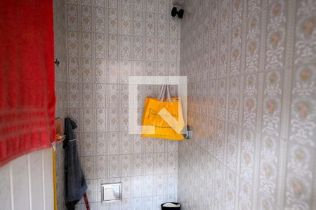 Casa à venda com 270m², 3 quartos e 8 vagasBanheiro de Serviço