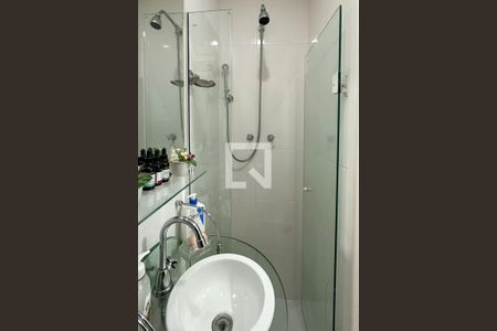 Apartamento à venda com 100m², 3 quartos e sem vagaBanheiro de Serviço