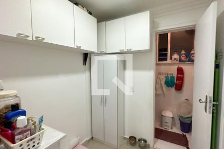 Apartamento à venda com 100m², 3 quartos e sem vagaQuarto de Serviço