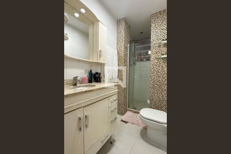 Apartamento à venda com 100m², 3 quartos e sem vagaBanheiro Social