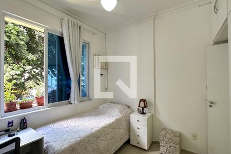 Apartamento à venda com 100m², 3 quartos e sem vagaQuarto 02