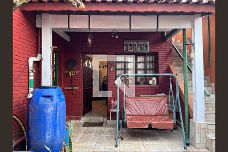 Casa à venda com 124m², 3 quartos e 2 vagasEntrada