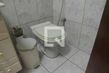 Casa à venda com 124m², 3 quartos e 2 vagasBanheiro Social