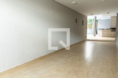 Casa para alugar com 480m², 3 quartos e 5 vagasÁrea Comum-Garagem