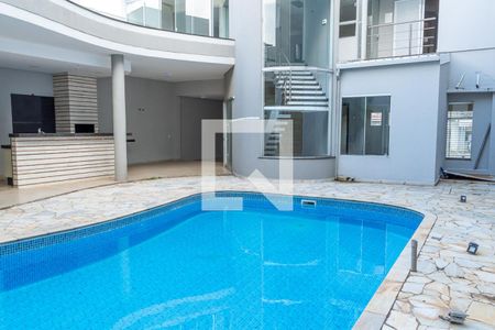 Casa para alugar com 480m², 3 quartos e 5 vagasÁrea Comum-Piscina