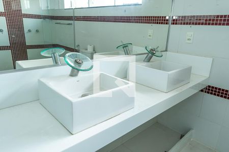 Casa para alugar com 480m², 3 quartos e 5 vagasBanheiro Suíte 3