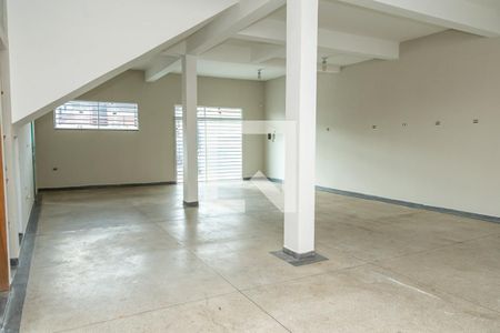 Casa para alugar com 480m², 3 quartos e 5 vagasÁrea Comum-Salão