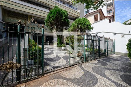 Apartamento à venda com 60m², 2 quartos e 1 vagaFachada