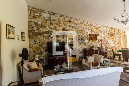 Sala de TV de casa à venda com 4 quartos, 360m² em Alphaville, Santana de Parnaíba