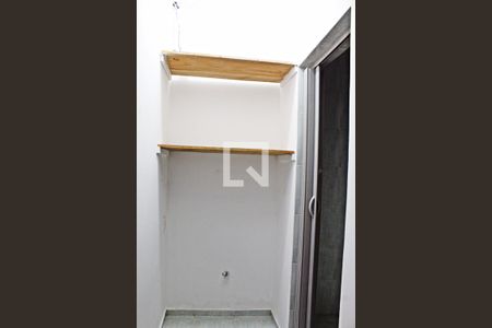 Casa para alugar com 150m², 2 quartos e 6 vagasBanheiro da Suíte