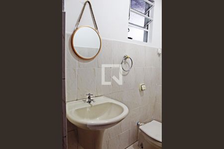 Casa para alugar com 150m², 2 quartos e 6 vagasLavabo