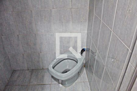 Casa para alugar com 150m², 2 quartos e 6 vagasBanheiro da Suíte