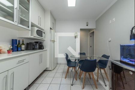 Apartamento à venda com 153m², 3 quartos e 2 vagasCozinha