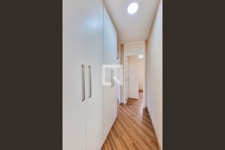 Corredor de apartamento para alugar com 3 quartos, 71m² em Jardim Sul, São José dos Campos