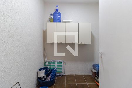 Casa à venda com 120m², 4 quartos e 2 vagasLavanderia