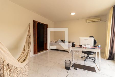 Casa à venda com 120m², 4 quartos e 2 vagasQuarto 2