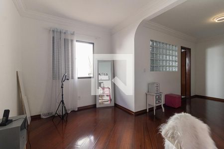 Casa à venda com 120m², 4 quartos e 2 vagasSuíte