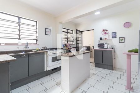 Casa à venda com 120m², 4 quartos e 2 vagasCozinha