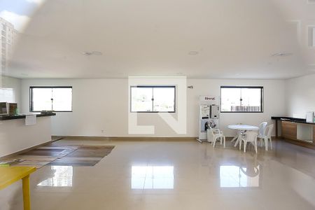 Apartamento à venda com 43m², 2 quartos e sem vagaÁrea comum - Salão de festas