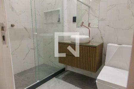 Banheiro de apartamento à venda com 1 quarto, 25m² em Copacabana, Rio de Janeiro
