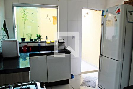 Casa de condomínio à venda com 120m², 3 quartos e 2 vagasCozinha