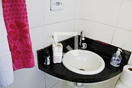 Casa de condomínio à venda com 120m², 3 quartos e 2 vagasBanheiro da Suíte