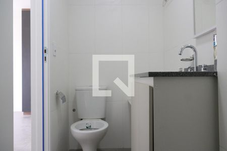 Apartamento para alugar com 57m², 2 quartos e 1 vaga Apartamento para alugar com 57m², 2 quartos e 1 vagaBanheiro Corredor