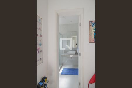 Casa para alugar com 274m², 4 quartos e 2 vagas Casa para alugar com 274m², 4 quartos e 2 vagasBanheiro Suite 1