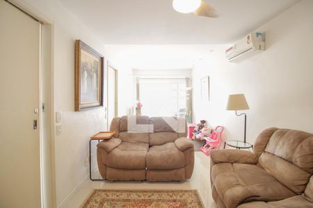 Casa para alugar com 274m², 4 quartos e 2 vagas Casa para alugar com 274m², 4 quartos e 2 vagasQuarto de TV